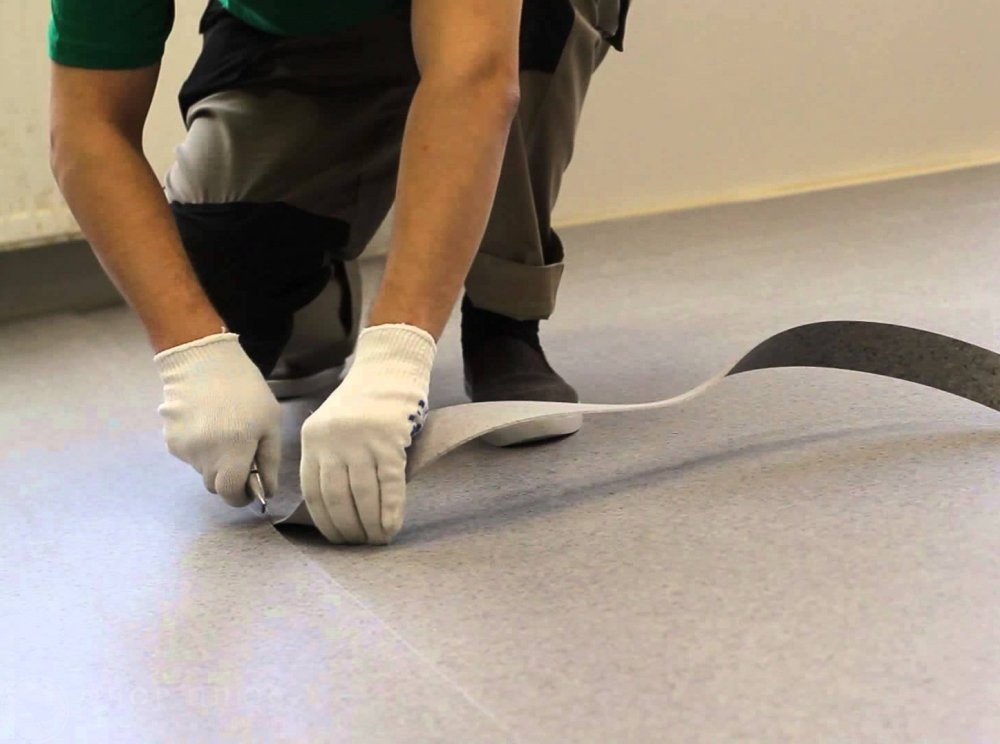 Как постелить линолеум своими руками