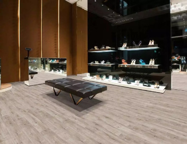 Кварцевый ламинат (SPC) Royce SENSE SE705 Дуб Кааба