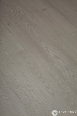 Кварцевый ламинат (SPC) Respect Floor Дуб Морозный